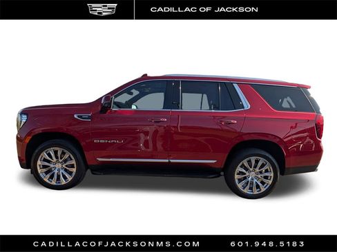 Used 2024 GMC Yukon Denali image 7