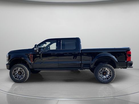New 2026 Ford F250 Lariat w/ Black Appearance Package AWD/4WD image 6