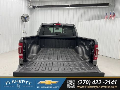 Used 2019 RAM 1500 Laramie AWD/4WD image 20