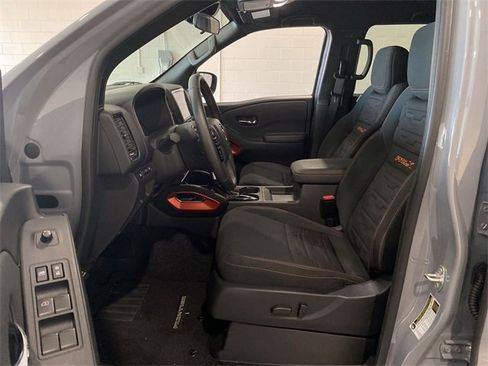 Used 2024 Nissan Frontier Pro-X w/ Technology Package image 11