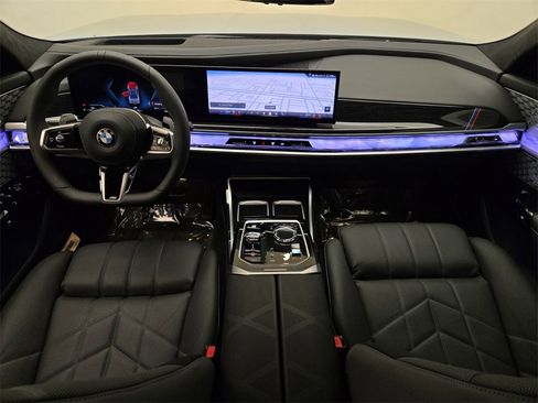 Used 2025 BMW 760i xDrive 760i xDrive image 23