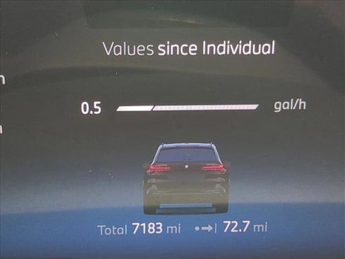 Used 2026 BMW X5 M60i image 11