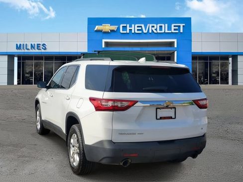 Used 2020 Chevrolet Traverse LT AWD/4WD image 3