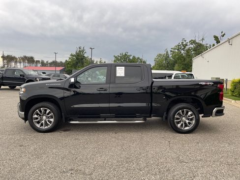 Used 2021 Chevrolet Silverado 1500 LT AWD/4WD image 6