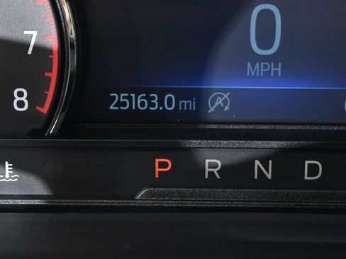 Used 2024 Ford Explorer XLT w/ Equipment Group 202A image 28