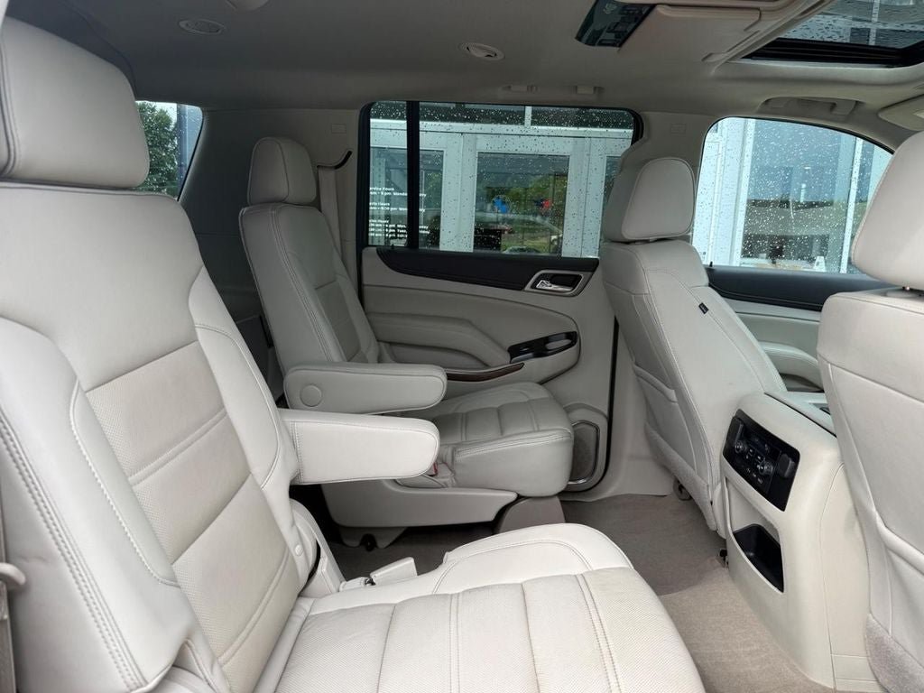 Used 2019 GMC Yukon XL Denali w/ Denali Ultimate Package AWD/4WD image 10