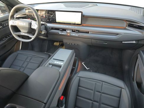 New 2026 Kia EV9 Land w/ Nightfall Edition Package image 11