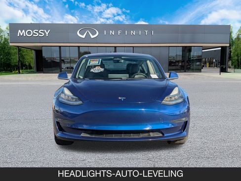 Used 2018 Tesla Model 3 Long Range image 4
