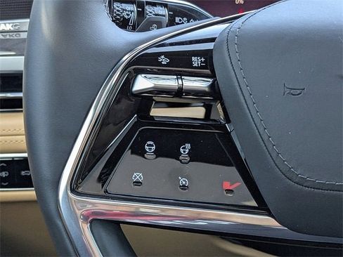 New 2025 Cadillac Escalade IQ Luxury 2 image 26