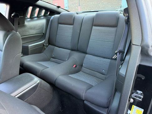 Used 2007 Ford Mustang Coupe RWD image 13