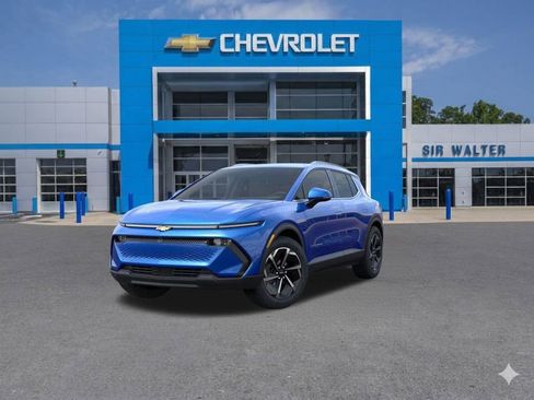 New 2026 Chevrolet Equinox EV LT image 9