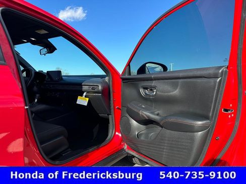 Certified 2023 Honda HR-V Sport image 31