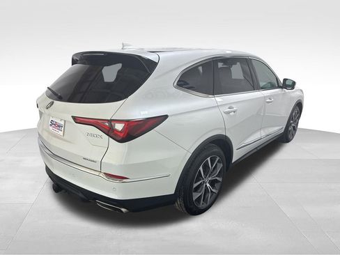 Used 2024 Acura MDX SH-AWD w/ Technology Package image 4