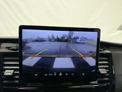 Used 2024 Ford Transit 350 XLT image 18