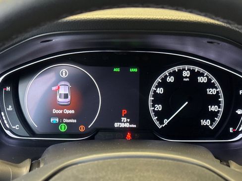 Used 2019 Honda Accord Touring image 32