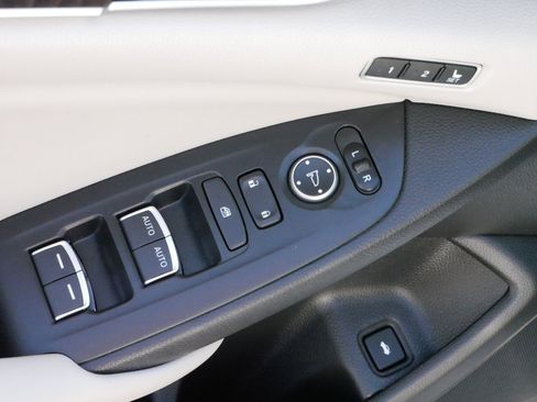 Used 2022 Honda Accord EX-L image 19