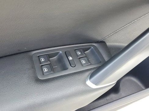 Used 2021 Volkswagen Passat 2.0T R-Line image 15