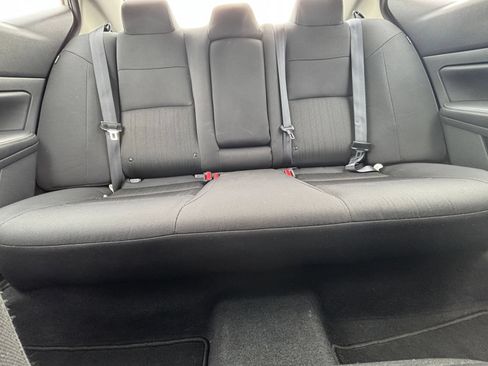 Used 2025 Nissan Altima 2.5 SV FWD image 38