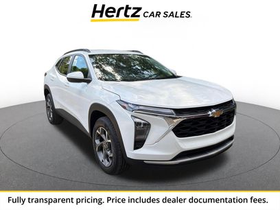 Used 2025 Chevrolet Trax LT