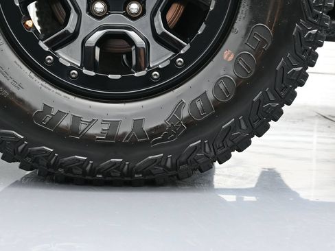 Used 2023 Ford Bronco Wildtrak AWD/4WD image 42