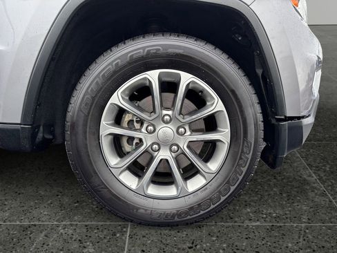 Used 2016 Jeep Grand Cherokee Limited image 9