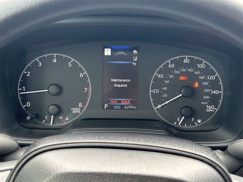 Certified 2025 Toyota Corolla LE image 30