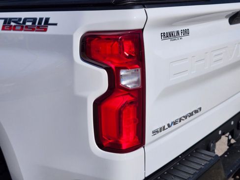 Used 2021 Chevrolet Silverado 1500 Custom Trail Boss image 9