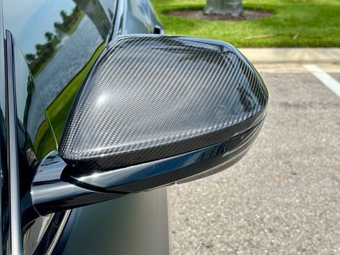Used 2024 Lamborghini Urus Performante AWD/4WD image 31