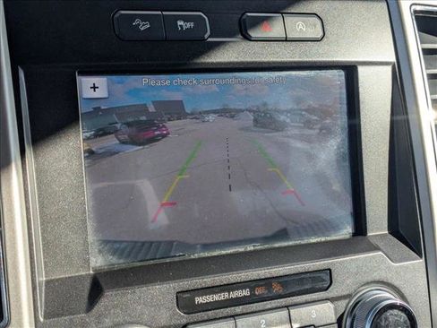 Used 2018 Ford F150 Lariat w/ Equipment Group 502A Luxury image 14