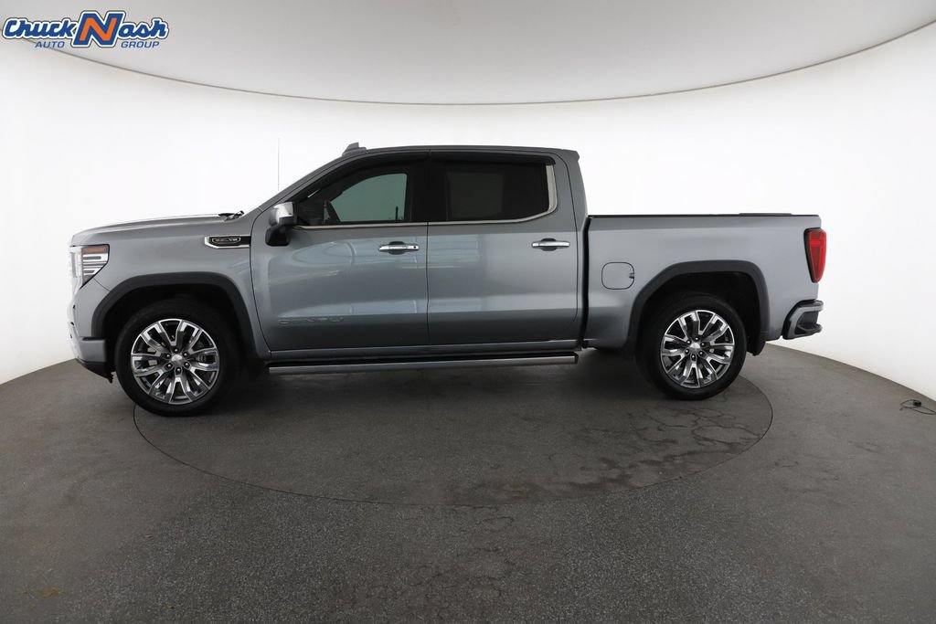 Used 2024 GMC Sierra 1500 Denali w/ Denali Reserve Package AWD/4WD image 7