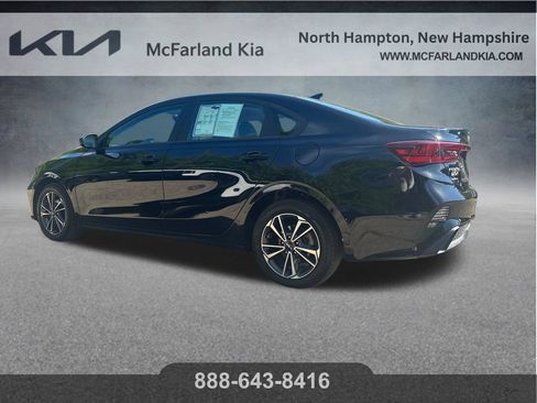 Used 2024 Kia Forte LXS FWD image 4