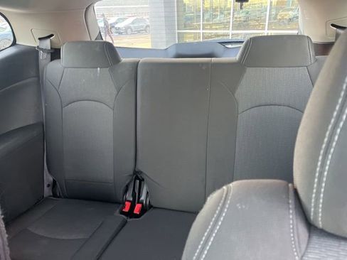 Used 2015 Chevrolet Traverse LT image 14