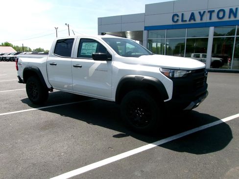 New 2026 Chevrolet Colorado Trail Boss AWD/4WD image 9