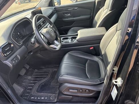 Used 2024 Honda Pilot Elite image 5