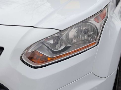 Used 2018 Ford Transit Connect XLT image 11