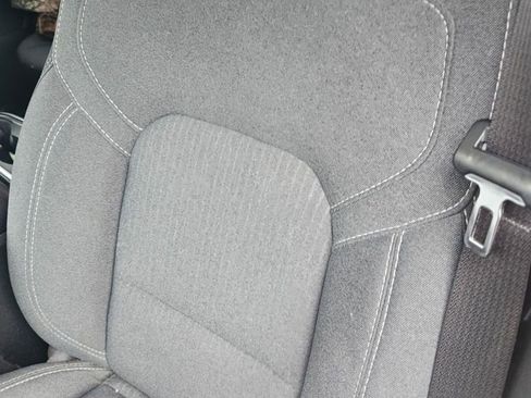 Used 2021 RAM 1500 Big Horn image 3