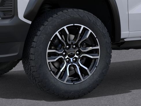 New 2026 Chevrolet Colorado Trail Boss AWD/4WD image 9