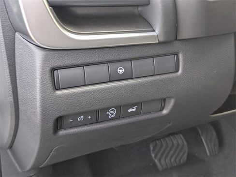 New 2026 Nissan Rogue SV image 12