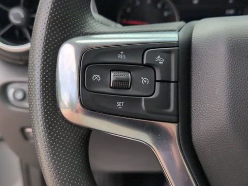 Used 2025 Chevrolet Blazer LT FWD image 20