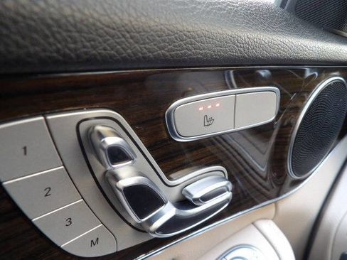 Used 2018 Mercedes-Benz C 300 4MATIC Sedan image 16