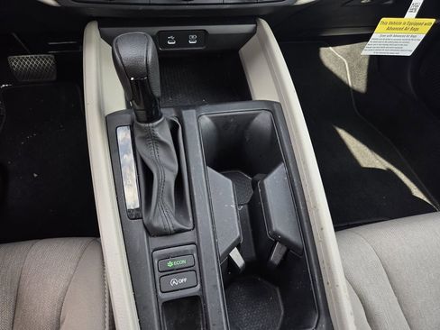 Used 2025 Honda Accord SE image 11