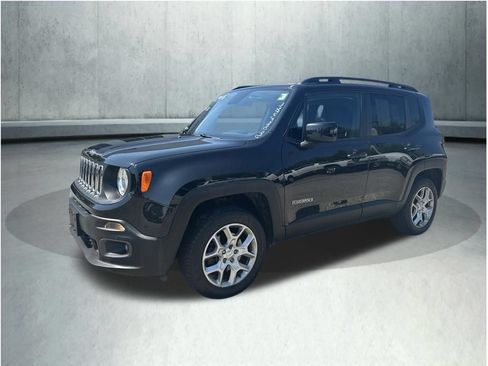 Used 2018 Jeep Renegade Latitude AWD/4WD image 1