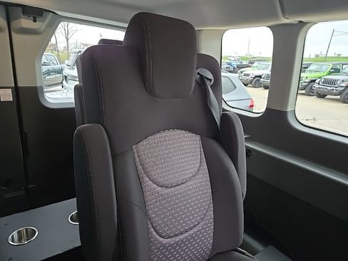 Used 2023 Ford Transit 350 XLT RWD image 80