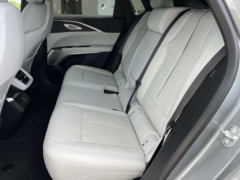 Used 2024 Cadillac Lyriq Sport RWD image 19