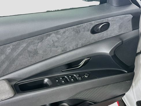 Used 2025 Hyundai Elantra N FWD image 15