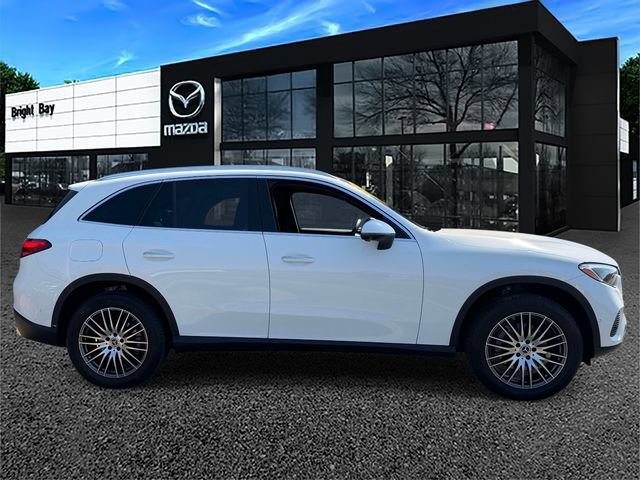 Used 2023 Mercedes-Benz GLC 300 4MATIC image 5