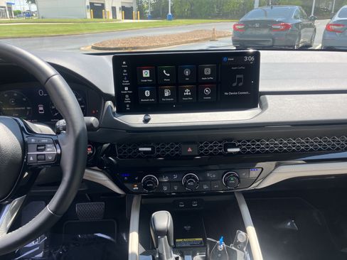 Certified 2025 Honda Accord Touring image 25