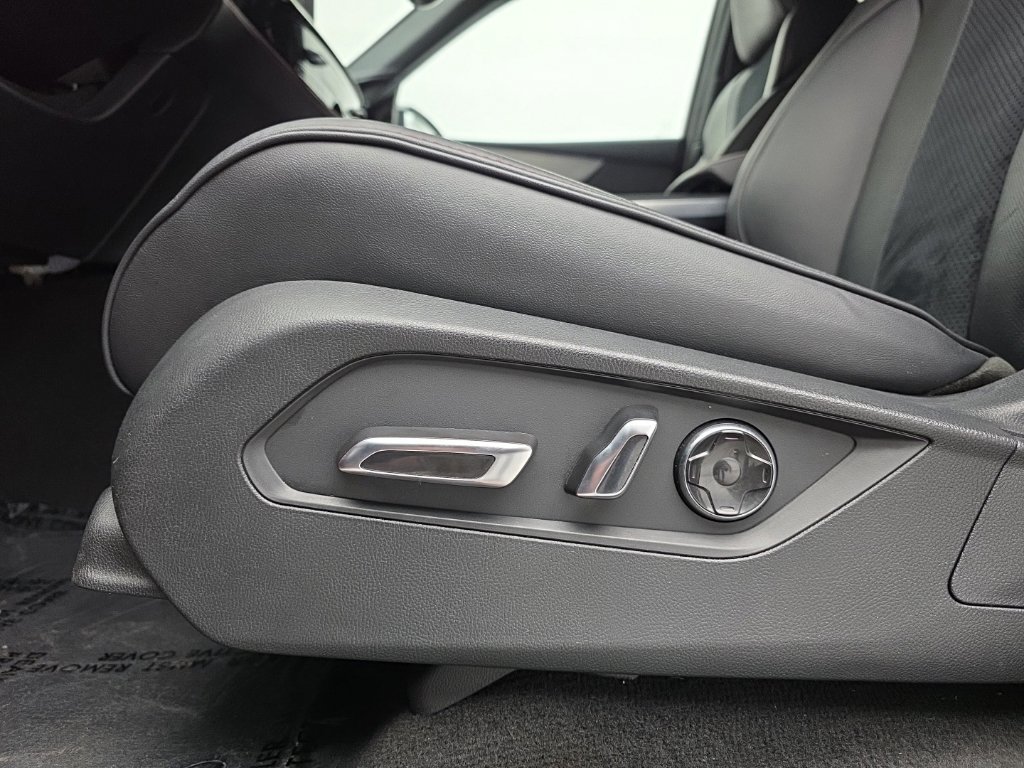Used 2025 Acura MDX A-Spec AWD/4WD image 18