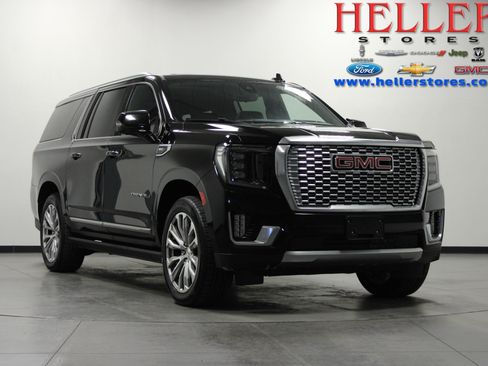 Used 2021 GMC Yukon XL Denali AWD/4WD image 1