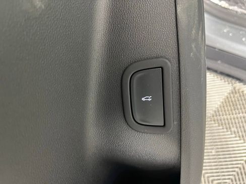 New 2026 Chevrolet Traverse Z71 w/ Driver Confidence Package image 23